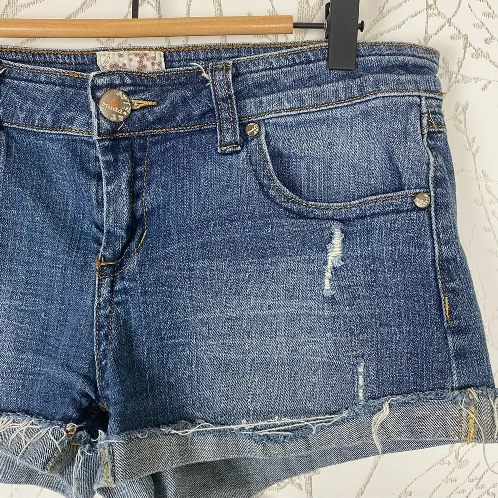 MUDD Y2K Embroidered Jean Short Short Size 11